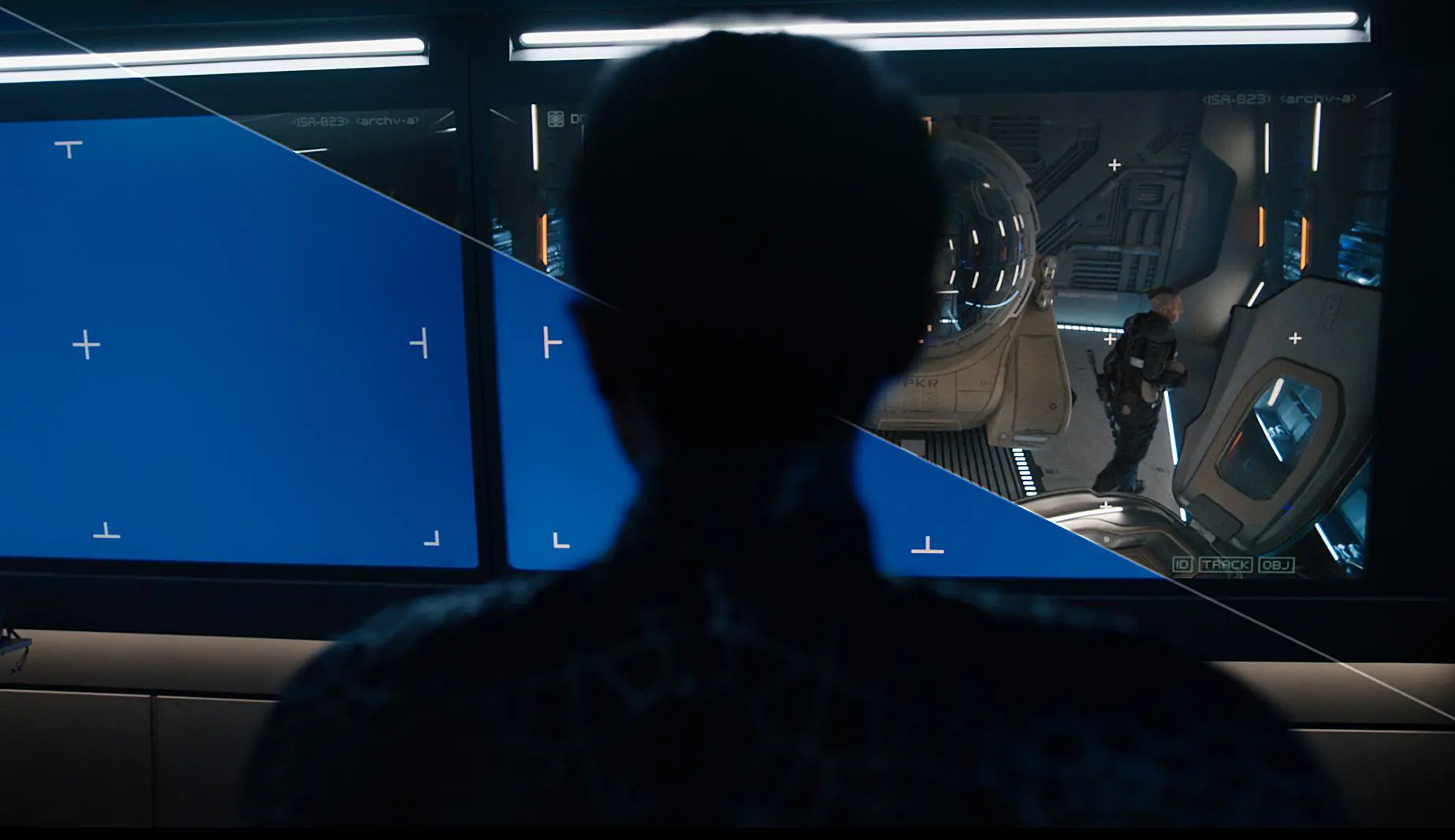 Monitor replacement compositing with a blue screen and finished spacecraft display